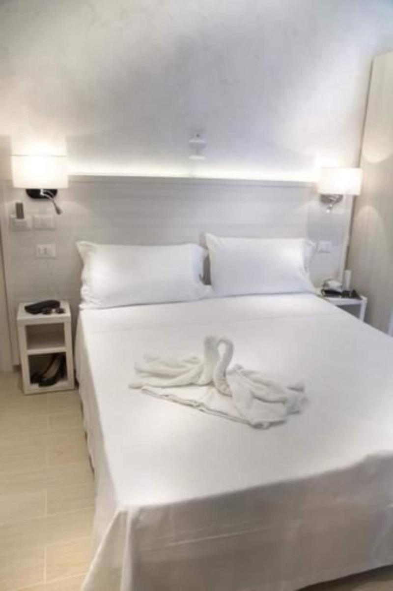 Marina Beach Suite Hotel リミニ エクステリア 写真
