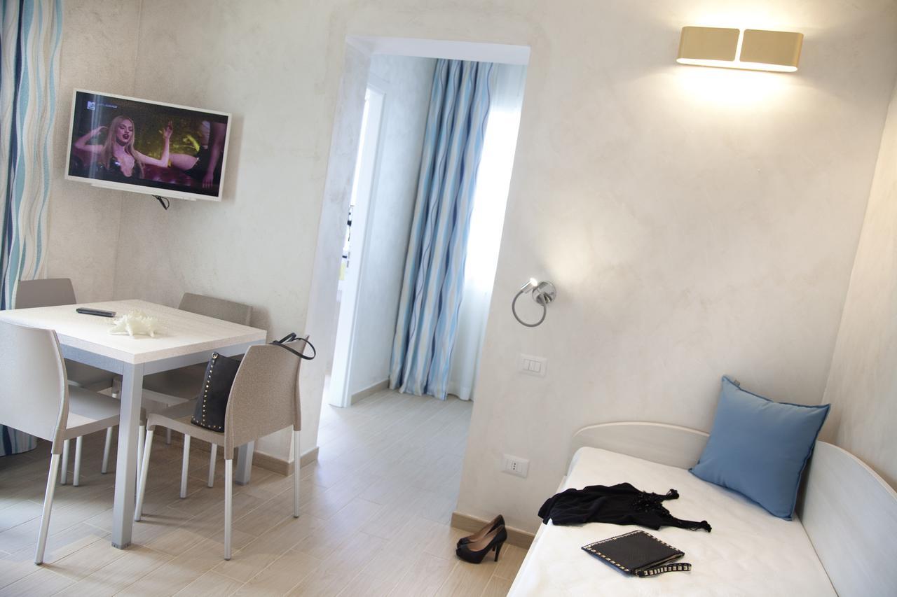 Marina Beach Suite Hotel リミニ エクステリア 写真