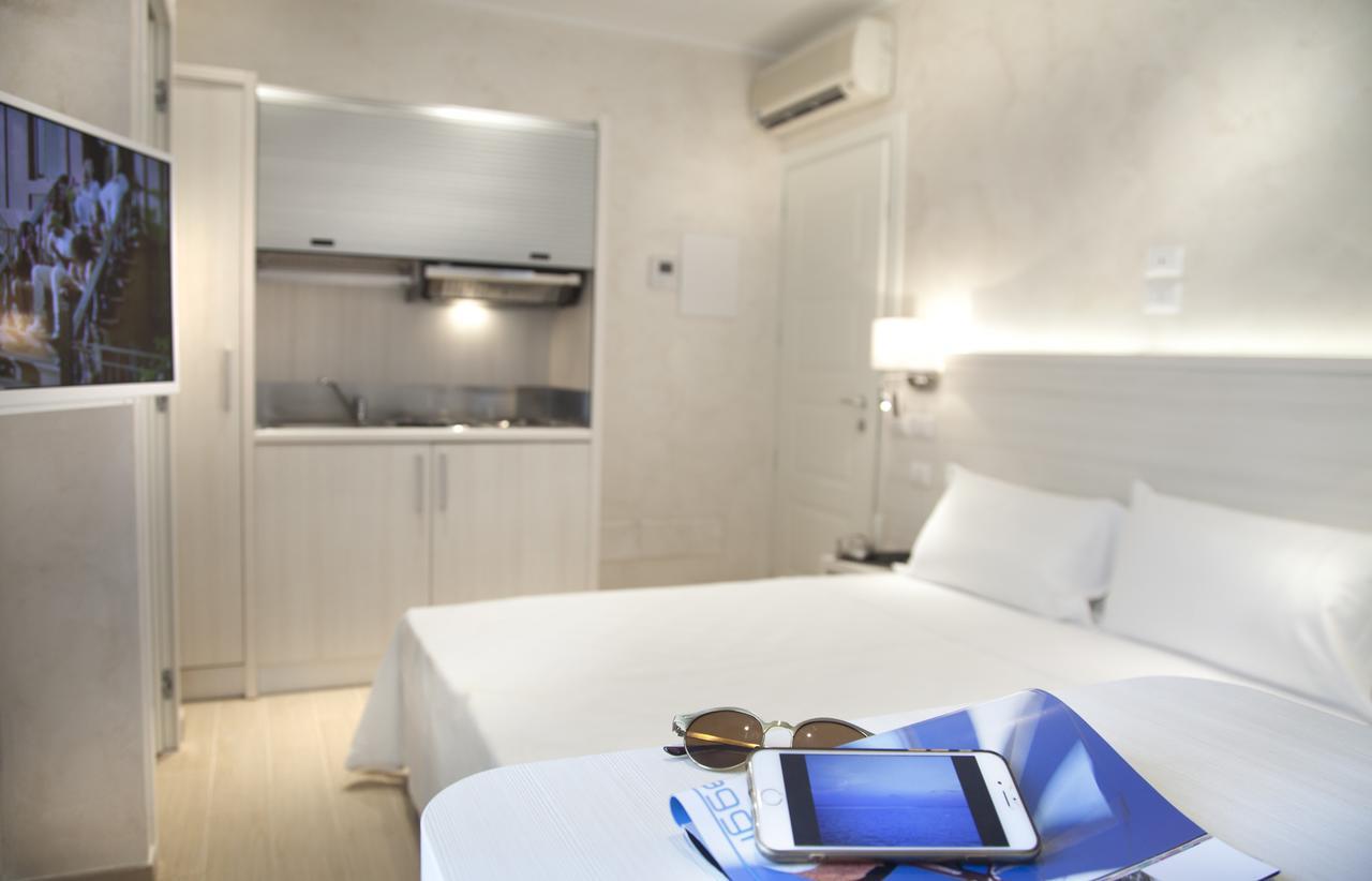 Marina Beach Suite Hotel リミニ エクステリア 写真