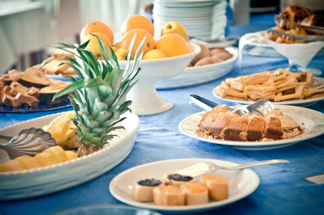 Marina Beach Suite Hotel リミニ エクステリア 写真
